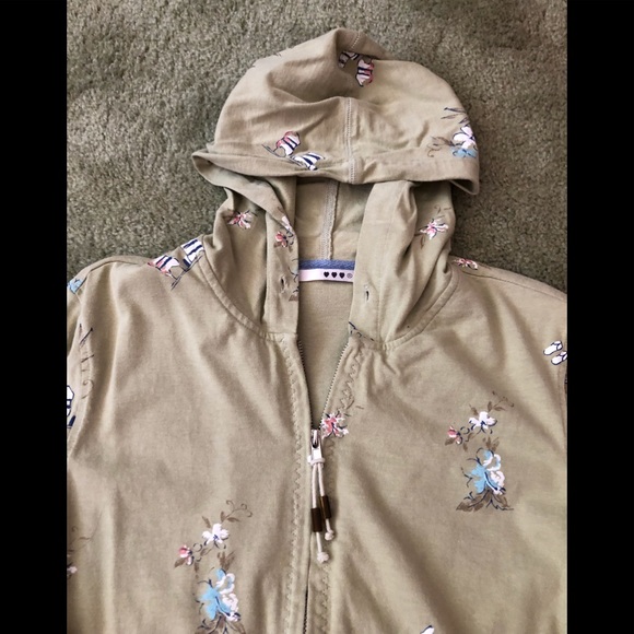 Ladies Jacket - Picture 4 of 6